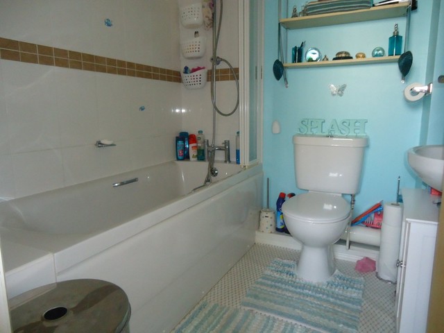  Image of 2 bedroom Semi-Detached house for sale in Staunton Road Havant PO9 at Grace Cottages Staunton Road Havant, PO9 1DH