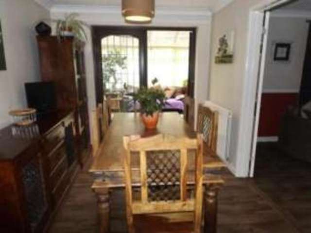  Image of Detached house for sale in Stokesay Close Kidderminster DY10 at Kidderminster Worcestershire Kidderminster, DY10 1YB
