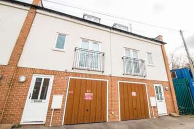  Image of 3 bedroom Terraced house to rent in Stoneville Street Cheltenham GL51 at Cheltenham Gloucestershire, GL51 8PH