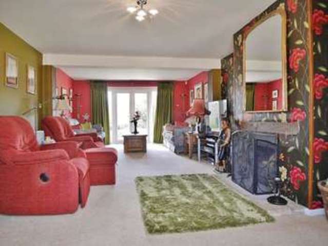  Image of 4 bedroom Detached house for sale in Sugworth Lane Radley Abingdon OX14 at Radley  Oxford, OX14 2HY