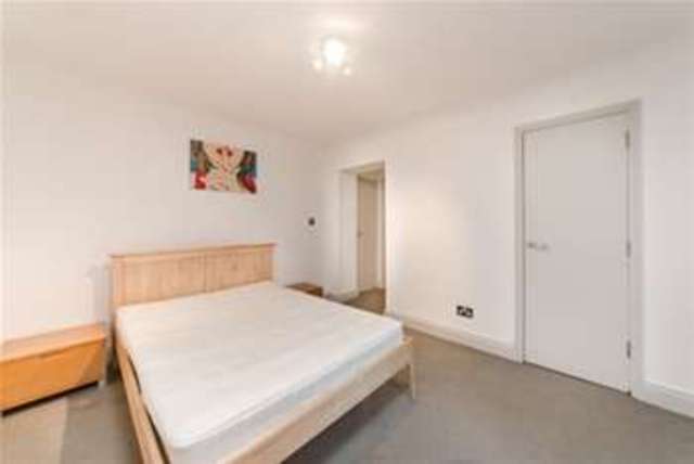  Image of 2 bedroom Flat to rent in Sussex Gardens London W2 at London, W2 3UA