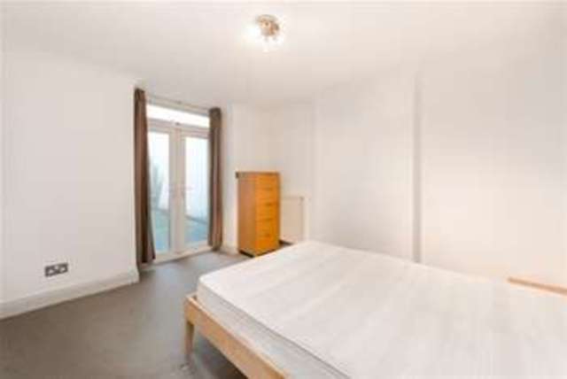  Image of 2 bedroom Flat to rent in Sussex Gardens London W2 at London, W2 3UA
