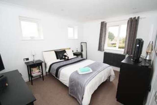  Image of 4 bedroom Detached house for sale in Chapel Road Swanmore Southampton SO32 at Chapel Road Swanmore SOUTHAMPTON, SO32 2QB