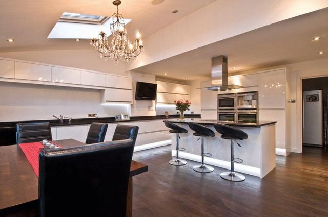  Image of 7 bedroom Detached house for sale in Swanpool Lane Aughton Ormskirk L39 at Swanpool Lane Aughton Ormskirk, L39 5AZ