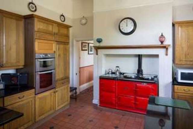  Image of 10 bedroom Property for sale in Tankersley Lane Hoyland Barnsley S74 at Tankersley Lane Hoyland Barnsley, S74 0DT