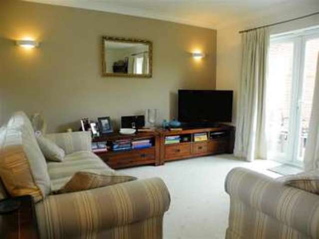  Image of 2 bedroom Terraced house to rent in Teal Grove Shinfield Reading RG2 at Shinfield  Reading, RG2 9AZ