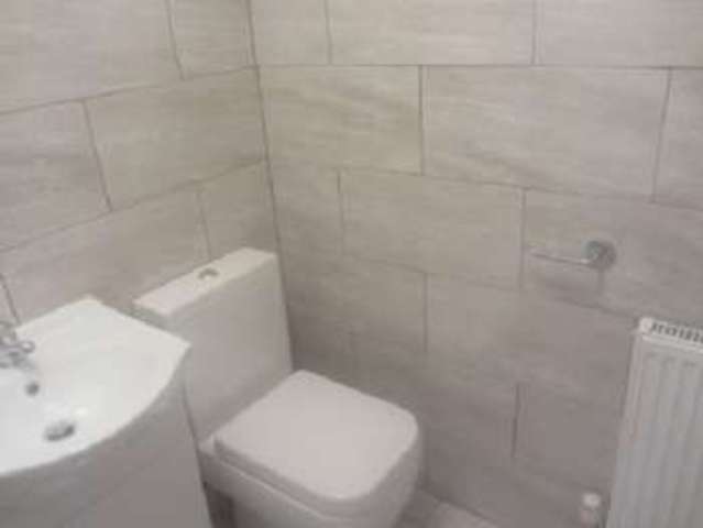  Image of 5 bedroom House Share to rent in Teignmouth Road Selly Oak Birmingham B29 at Selly Oak Bristol Selly Oak, B29 7AX