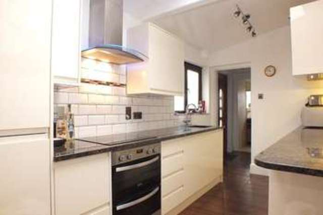  Image of 3 bedroom Cottage for sale in London Road Tetbury GL8 at Tetbury Gloucestershire, GL8 8HR