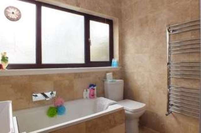  Image of 3 bedroom Cottage for sale in London Road Tetbury GL8 at Tetbury Gloucestershire, GL8 8HR