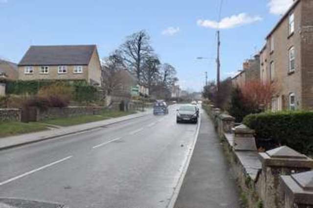  Image of 3 bedroom Cottage for sale in London Road Tetbury GL8 at Tetbury Gloucestershire, GL8 8HR