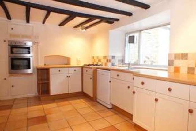  Image of 4 bedroom Town House for sale in Gumstool Hill Tetbury GL8 at Tetbury Gloucestershire, GL8 8DG
