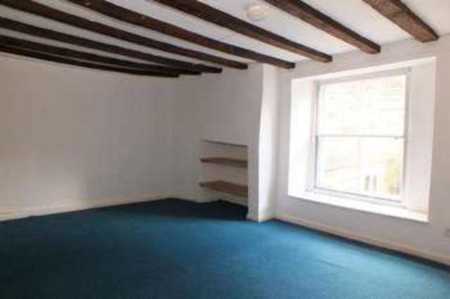 Image of 4 bedroom Town House for sale in Gumstool Hill Tetbury GL8 at Tetbury Gloucestershire, GL8 8DG