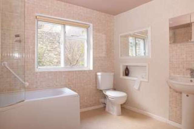  Image of 4 bedroom Town House for sale in Gumstool Hill Tetbury GL8 at Tetbury Gloucestershire, GL8 8DG