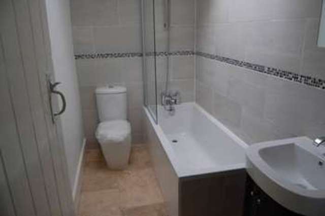  Image of 3 bedroom Terraced house to rent in Bicester Road Long Crendon Aylesbury HP18 at Thame, HP18 9AE