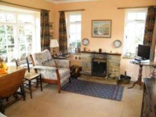  Image of 2 bedroom Bungalow for sale in The Cliff Iburndale Whitby YO22 at Iburndale Whitby Sleights, YO22 5DS