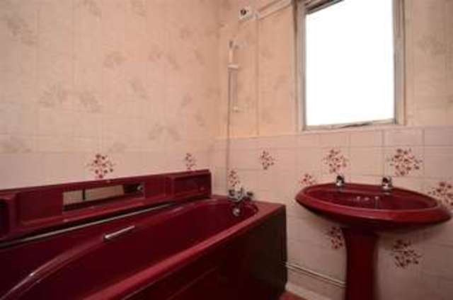  Image of 2 bedroom Apartment for sale in The Gateway Dover CT16 at Dover Kent Dover, CT16 1LQ