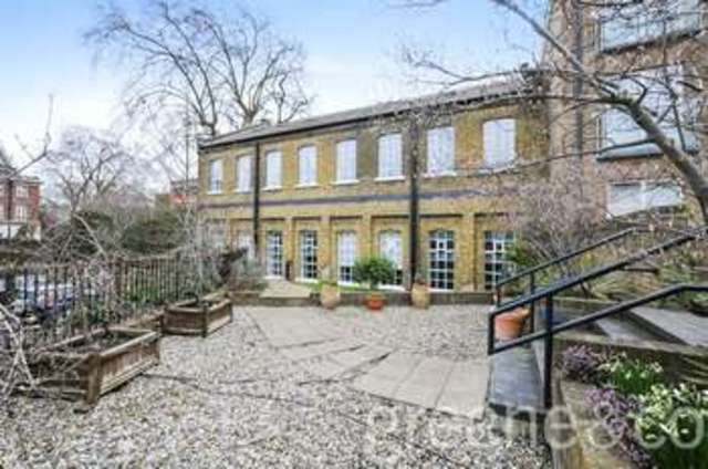  Image of 1 bedroom Flat to rent in Hardwick Street London EC1R at 9 Hardwick Street London King