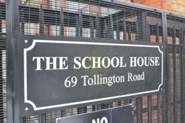  Image of 1 bedroom Flat to rent in Tollington Road London N7 at 69 Tollington Road  Arsenal, N7 6DW