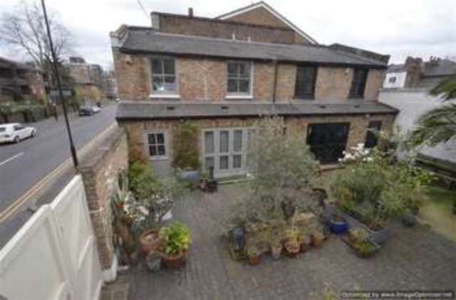  Image of 2 bedroom Detached house for sale in Richmond Road London E8 at Hackney, E8 3HW