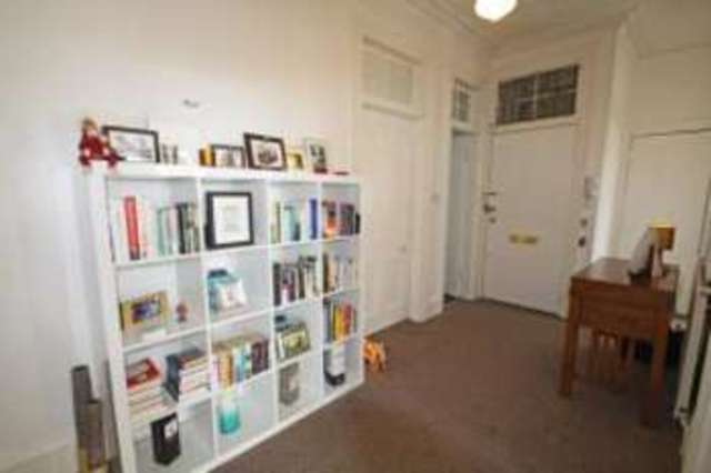  Image of 3 bedroom Flat for sale in Thornwood Drive Glasgow G11 at Thornwood Glasgow Partick, G11 7TT