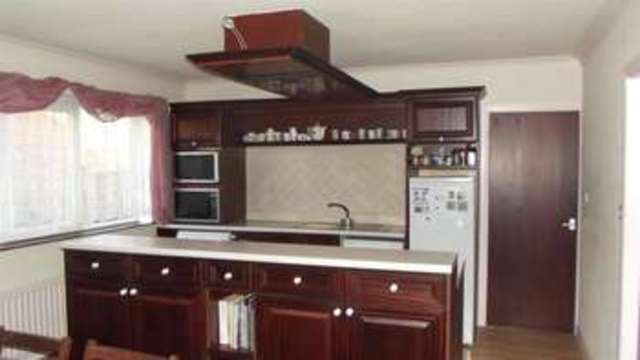  Image of 4 bedroom Property for sale in Green Acres Rawmarsh Rotherham S62 at Green Acres ROTHERHAM ROTHERHAM, S62 6LD