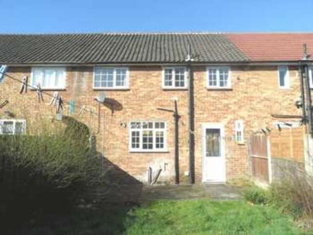  Image of 3 bedroom Terraced house for sale in Kennet Green South Ockendon RM15 at Kennet Green  South Ockendon, RM15 5RB