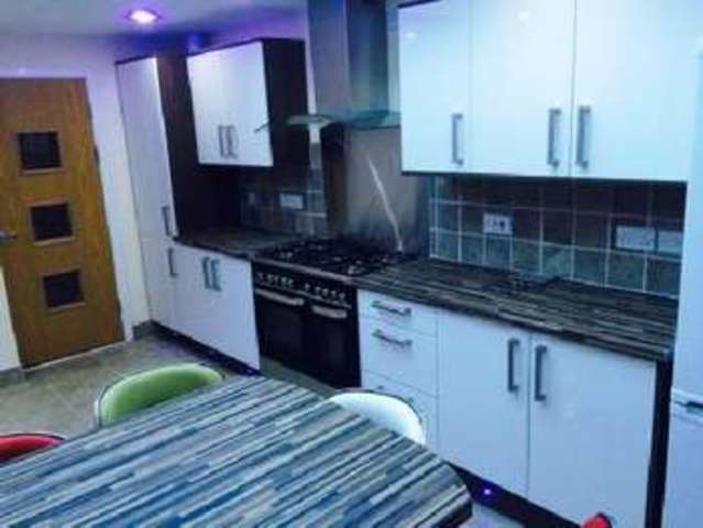  Image of 8 bedroom House Share to rent in Tiverton Road Selly Oak Birmingham B29 at Selly Oak Bristol Selly Oak, B29 6DB