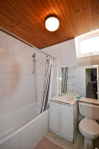  Image of 4 bedroom Flat to rent in Topsfield Parade Tottenham Lane London N8 at Topsfield Parade  Crouch End, N8 8QA