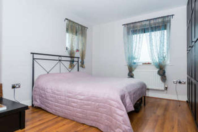  Image of 2 bedroom Flat to rent in Wards Wharf Approach London E16 at Wards Wharf Approach  London, E16 2EQ