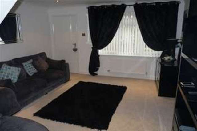  Image of 2 bedroom Detached house to rent in Trafalgar Way Glen Parva Leicester LE2 at Leicester, LE2 9UP