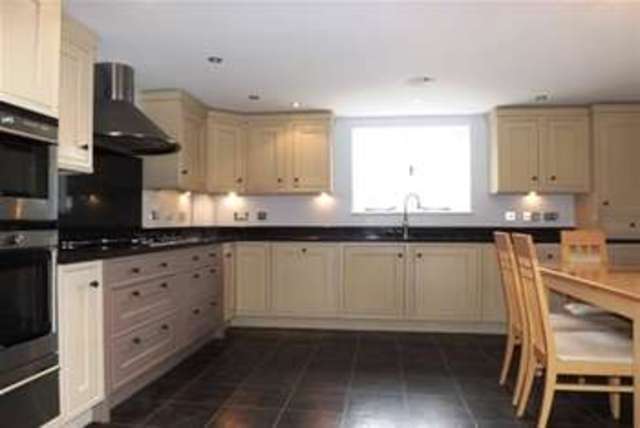  Image of 4 bedroom Detached house to rent in Trematon Saltash PL12 at Saltash, PL12 4RU