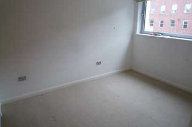  Image of 1 bedroom Apartment to rent in Roman Walk Exeter EX1 at Trinity Apartments 3 Roman Walk Exeter, EX1 1GP