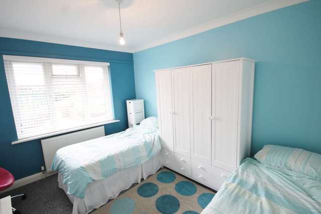  Image of 2 bedroom Maisonette for sale in Tudor Drive Morden SM4 at Tudor Drive  Morden, SM4 4PL