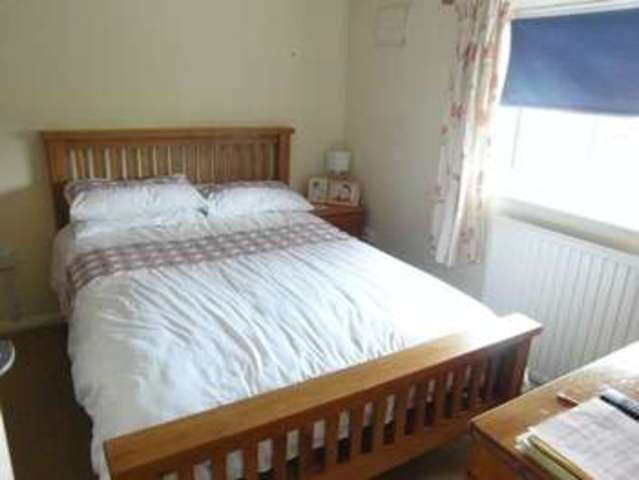  Image of 2 bedroom Semi-Detached house for sale in Fullarton Crescent South Ockendon RM15 at Fullarton Crescent  South Ockendon, RM15 5HN