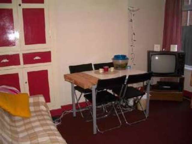 Image of 3 bedroom House Share to rent in Umberslade Road Selly Oak Birmingham B29 at Selly Oak Bristol Selly Oak, B29 7SG