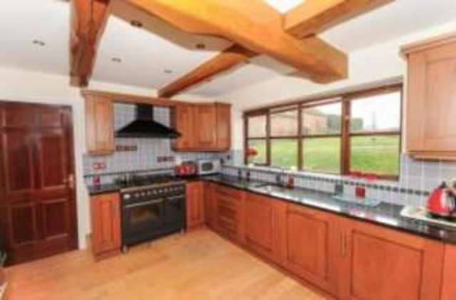  Image of 4 bedroom Detached house for sale in Upper Row Dunham-on-Trent Newark NG22 at Dunham-on-Trent Newark Dunham, NG22 0UF