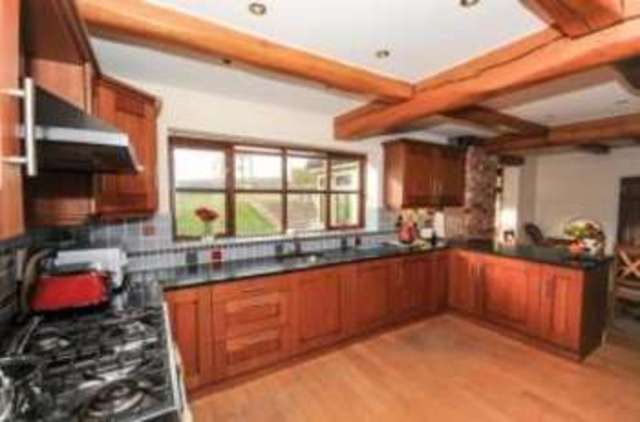  Image of 4 bedroom Detached house for sale in Upper Row Dunham-on-Trent Newark NG22 at Dunham-on-Trent Newark Dunham, NG22 0UF