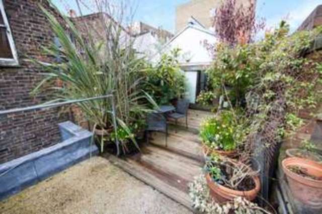  Image of Detached house for sale in Uxbridge Street London W8 at Kensington London Holland Park, W8 7TQ