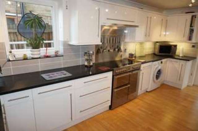  Image of 3 bedroom Detached house for sale in Victory Avenue Whittlesey Peterborough PE7 at Victory Avenue  Peterborough, PE7 1XU