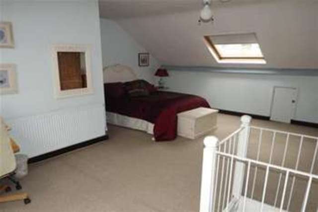  Image of 3 bedroom Detached house to rent in Wadbrough Road Sheffield S11 at Sheffield, S11 8RF