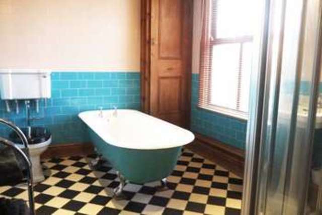  Image of 4 bedroom Semi-Detached house for sale in Wanlip Road Syston Leicester LE7 at Wanlip Road  Syston, LE7 1PB