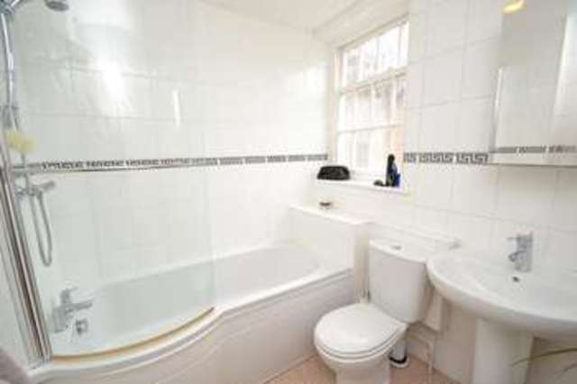  Image of 3 bedroom Detached house for sale in East Street Wareham BH20 at Wareham, BH20 4NN