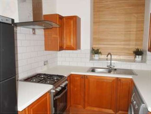  Image of 2 bedroom Flat for sale in Warren Road Torquay TQ2 at Warren Road  Torquay, TQ2 5TL