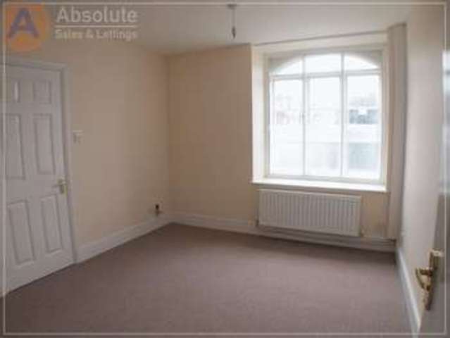  Image of 2 bedroom Flat for sale in Warren Road Torquay TQ2 at Warren Road  Torquay, TQ2 5TL