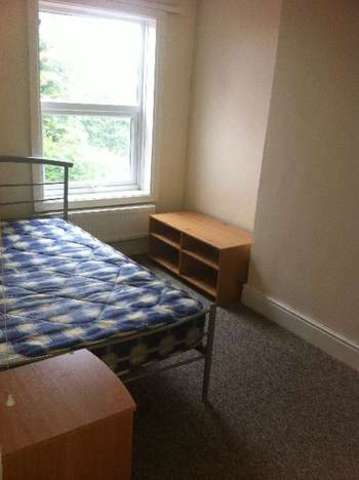  Image of 3 bedroom House Share to rent in Warwards Lane Stirchley Birmingham B29 at Selly Oak Bristol Selly Oak, B29 7QR