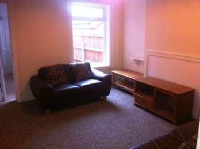  Image of 3 bedroom House Share to rent in Warwards Lane Stirchley Birmingham B29 at Selly Oak Bristol Selly Oak, B29 7QR