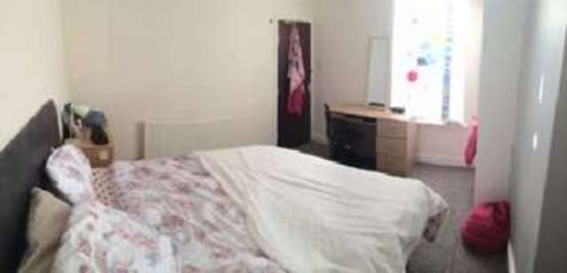  Image of 4 bedroom House Share to rent in Warwards Lane Stirchley Birmingham B29 at Selly Oak Bristol Selly Oak, B29 7QX