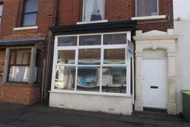  Image of 1 bedroom Flat to rent in Wellington Road Ashton-on-Ribble Preston PR2 at Preston, PR2 1BU