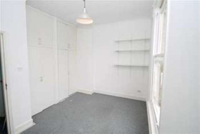  Image of 1 bedroom Detached house to rent in Wellmeadow Road London SE6 at London, SE6 1HP