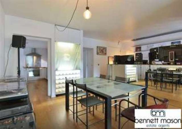  Image of 1 bedroom Apartment to rent in Wenlock Road London N1 at Islington, N1 7SE